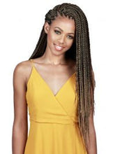 Load image into Gallery viewer, Bobbi Boss Classic Box Braid 24”
