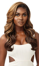 Load image into Gallery viewer, Outre Maximina Wig
