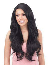 Load image into Gallery viewer, Kilo HD Lace Wig Adrina
